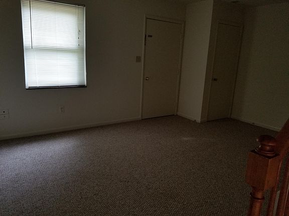 3rd image of 603 2nd St APT 3