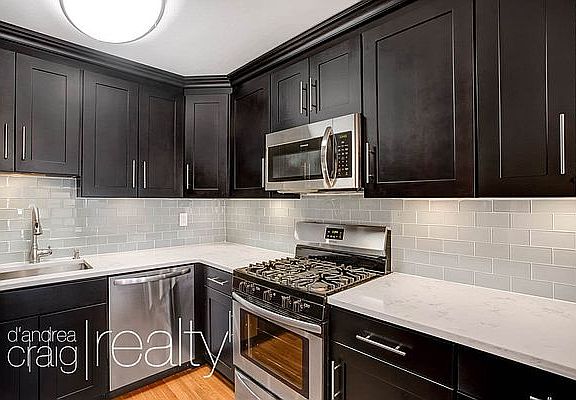 2nd image of 366 Butler St Floor 3