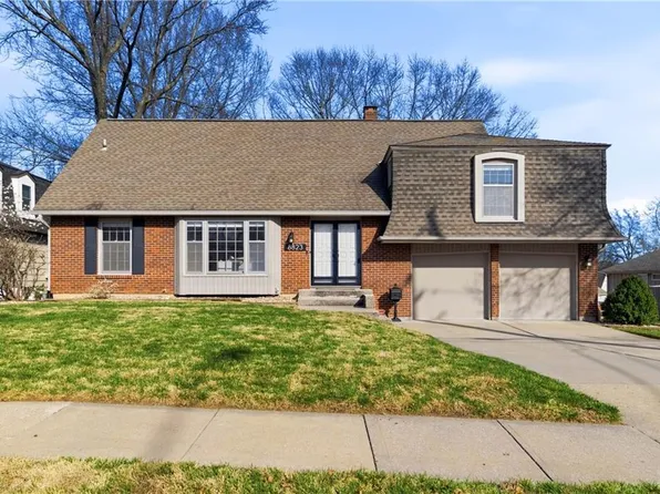 8823 Antioch Rd, Overland Park, KS 66212