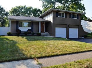 5117 Forestwood Rd, Columbus, OH 43229