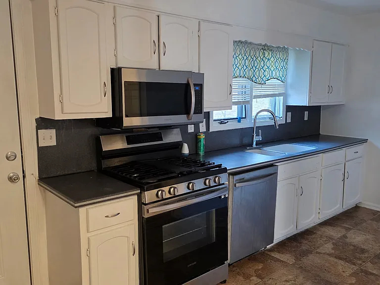 2603 Golfview Ter SE — Photo 8