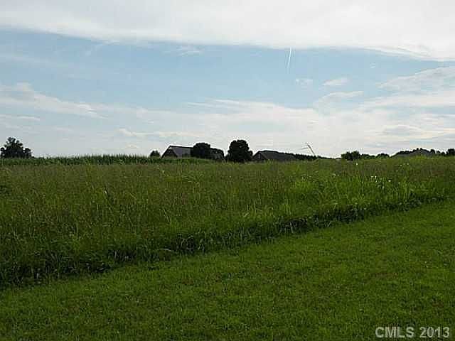2nd image of 774 Jane Sowers Rd