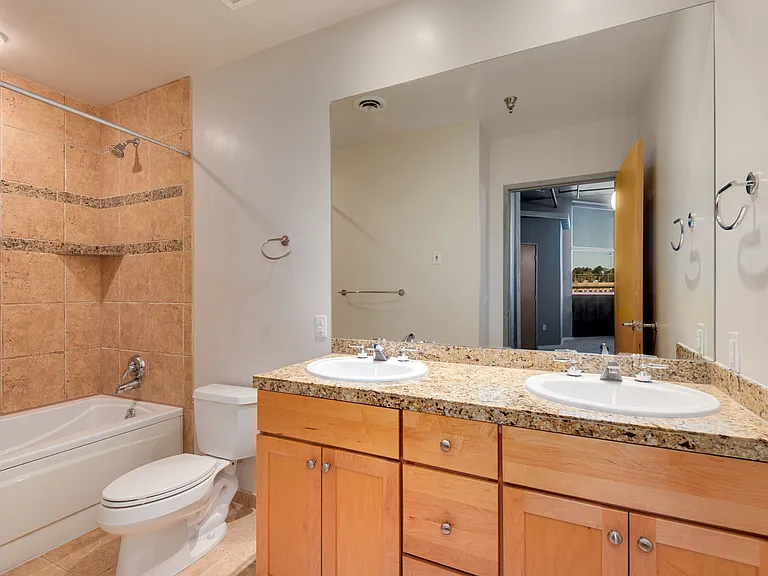 2899 N Speer Blvd #201 — Photo 20