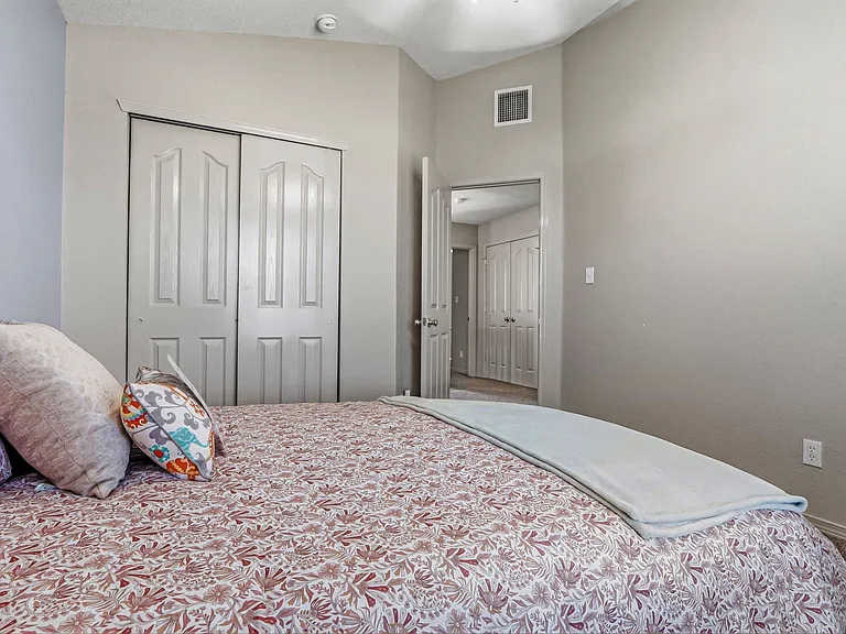 4541 Joseph Rodriguez Dr — Photo 21