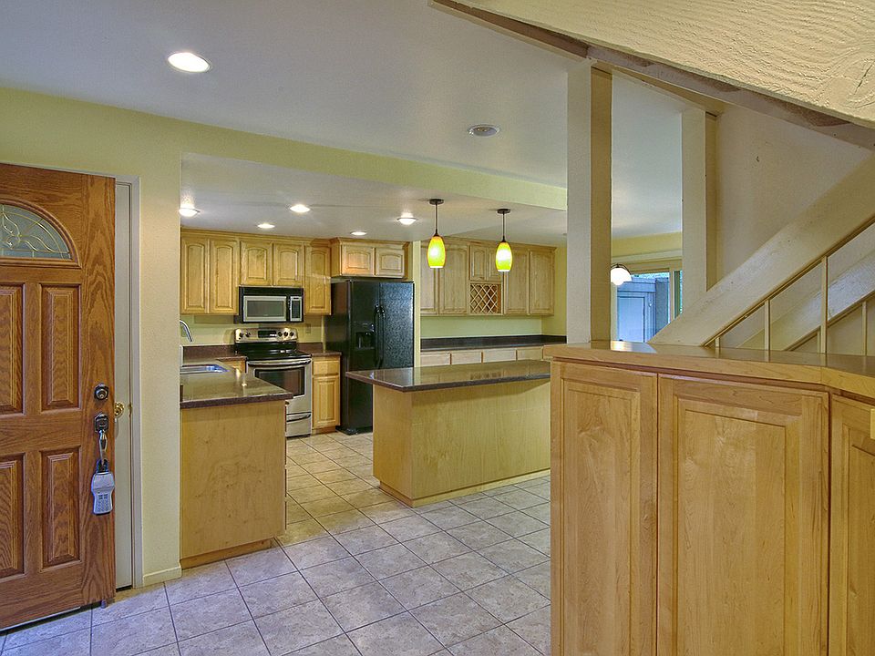 1st image of 23957 Green Haven Lane