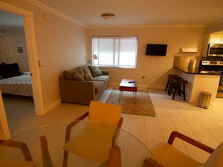 753 Michigan Ave #2C — Photo 8