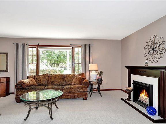 3rd image of 1518 Andrea Dr