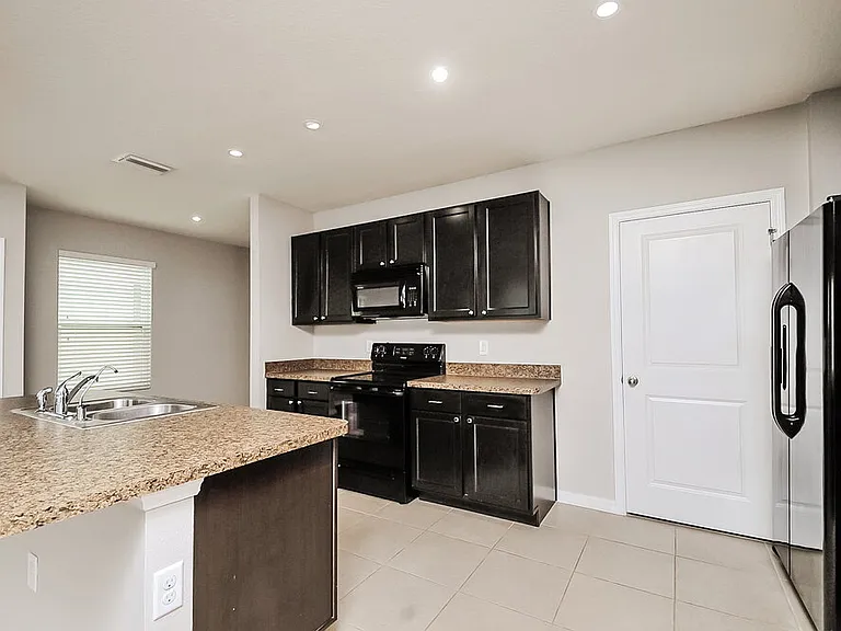10136 Geese Trail Cir — Photo 6