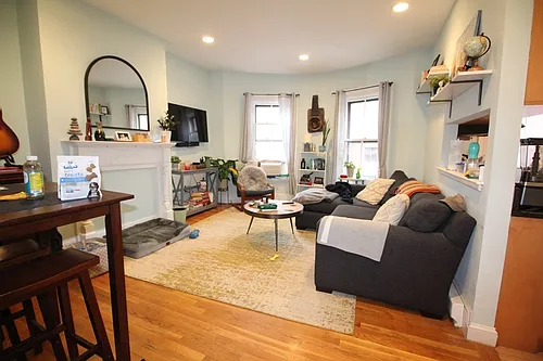 15 E Springfield St #3 Photo 1