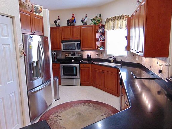 2nd image of 112 Triano Cir #112
