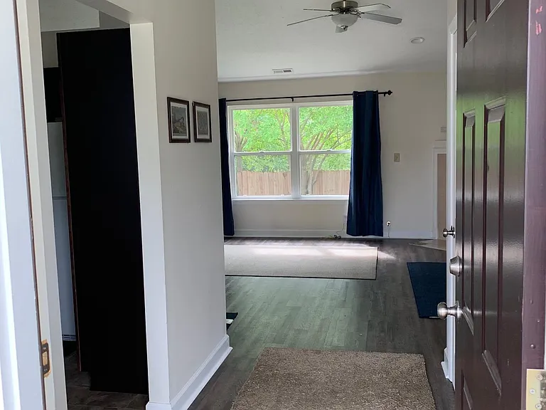 2421 Depauw Dr — Photo 2