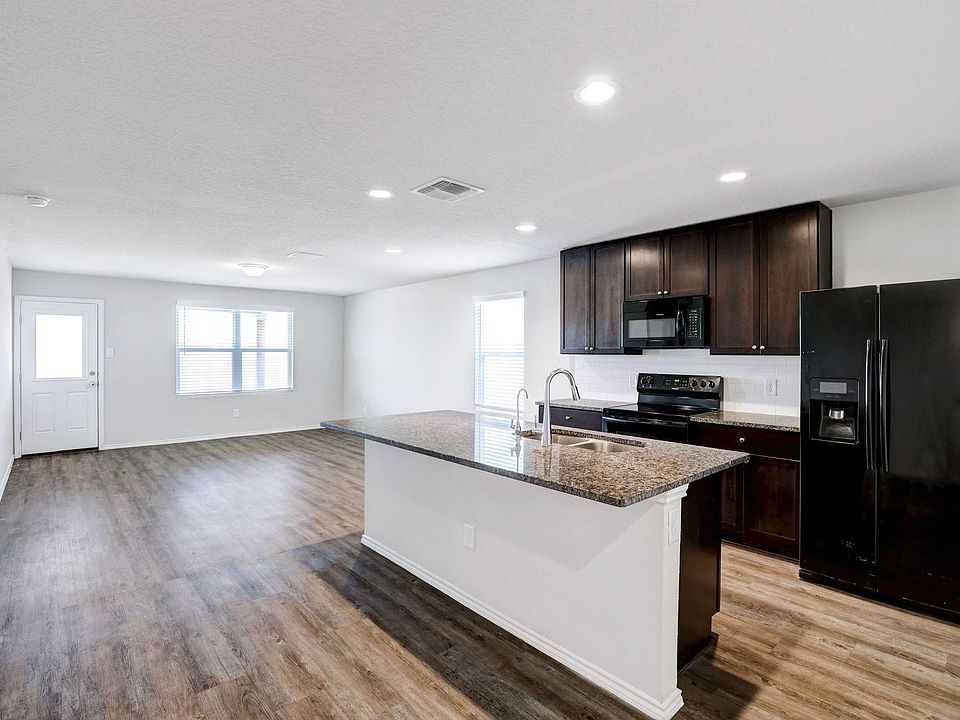 7556 Magnolia Vlg San Antonio TX | Zillow