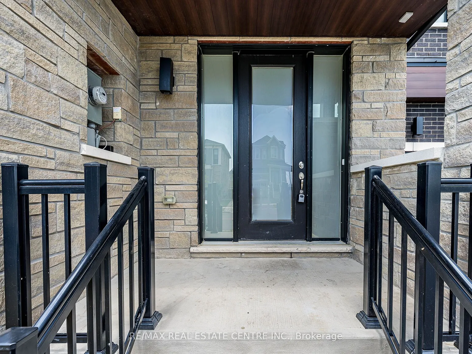 3 bed, $3,200 — Photo 4