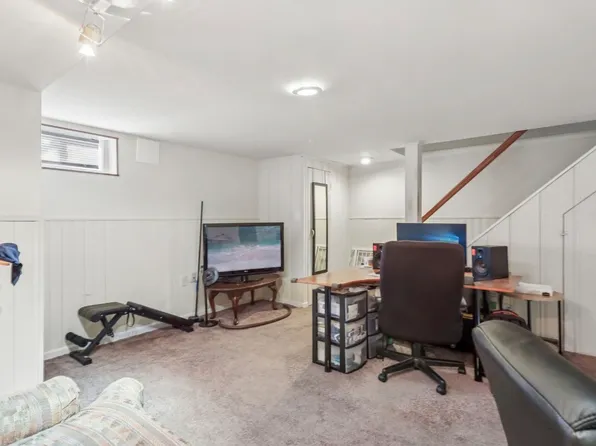 1770 Weston Ave, Parkville, MD 21234