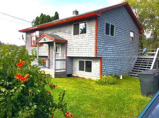 100 Meadow Ln, Castleton, VT 05735