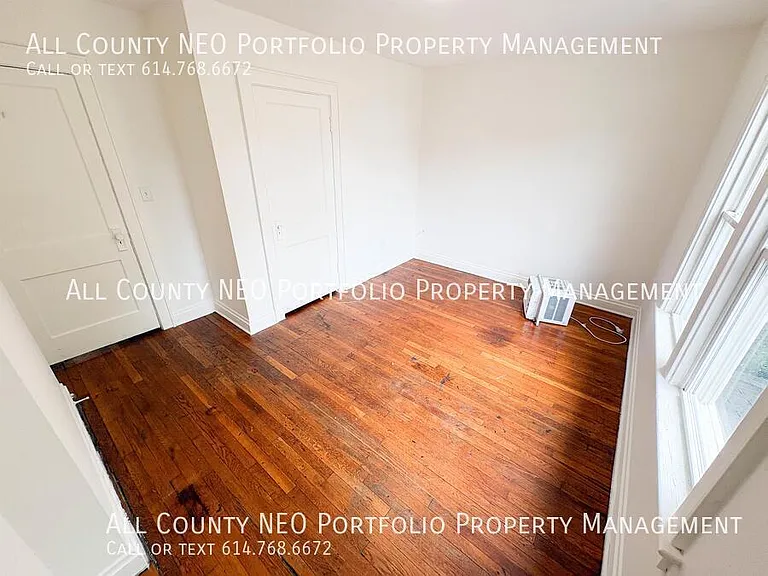 68 S Hague Ave — Photo 24