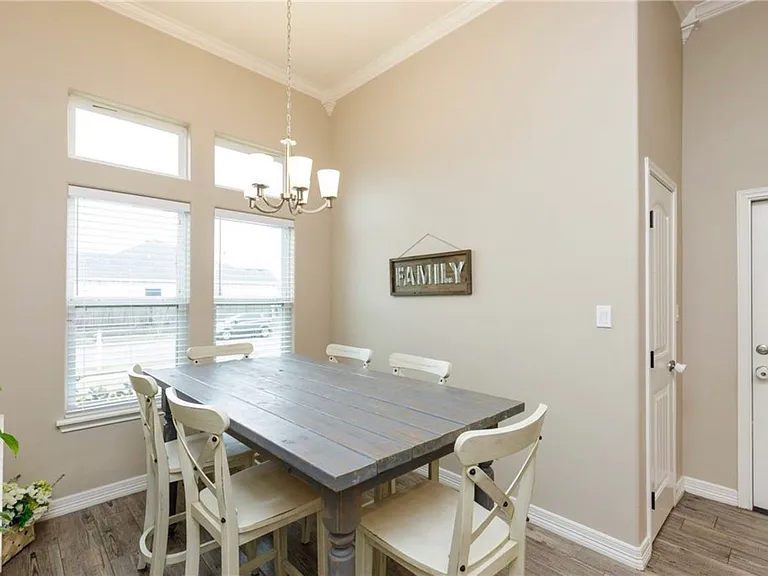 4010 Bridgett Dr — Photo 3