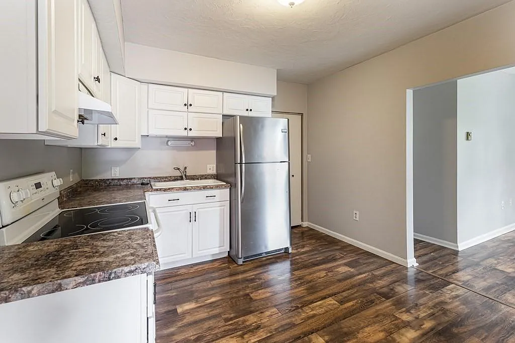 1 bed, 587 sqft, $1,600 — Photo 4