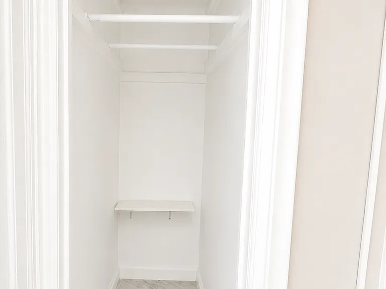 875 43rd St #D10 — Photo 5