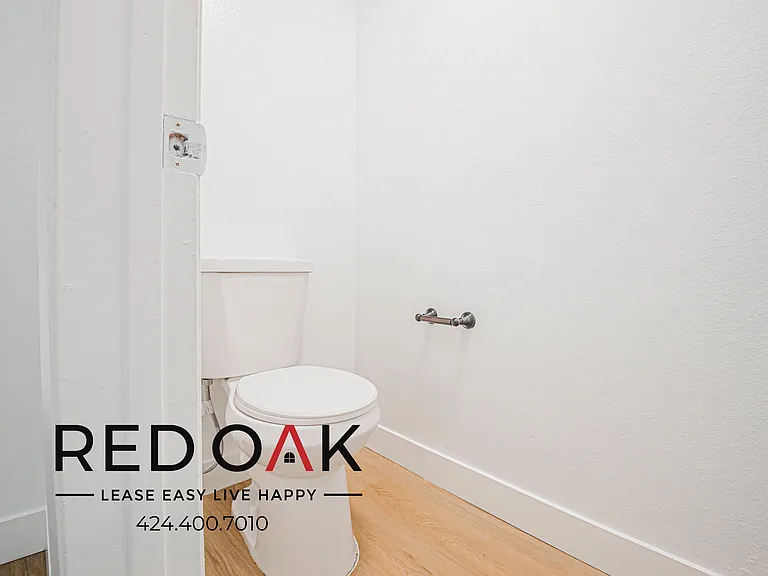 11051 Barnwall St #4 — Photo 12