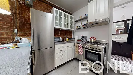 Rented by Bond New York