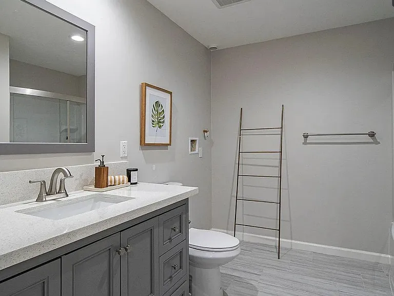 2720 E Melissa St #B — Photo 8