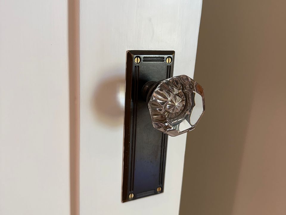 Glass bedroom knob
