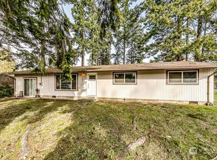 1205 W 16th St, Port Angeles, WA
