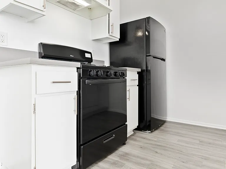 15316 Gault St #205 — Photo 2