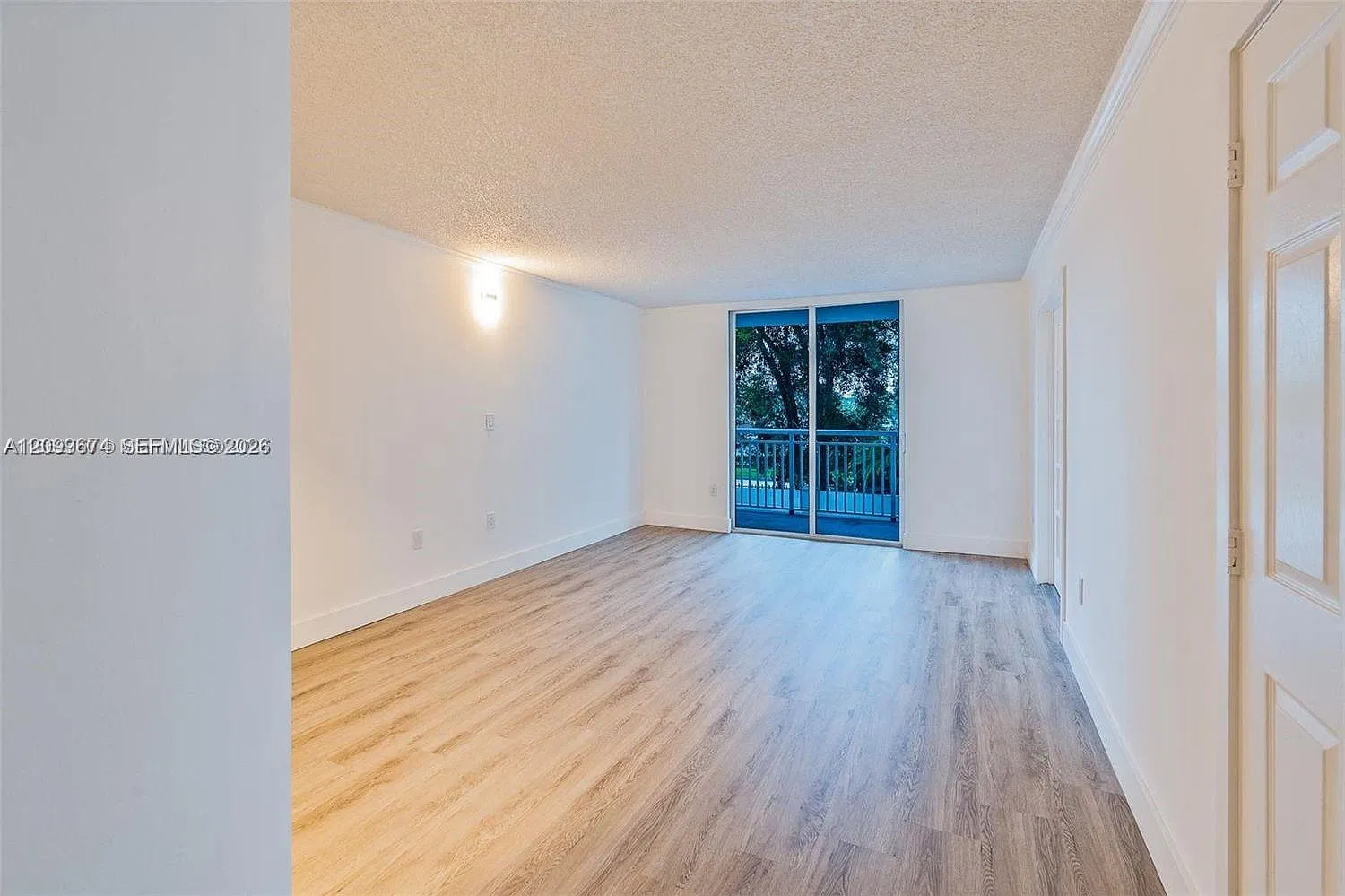 Harbour Pointe Of Miami C — Photo 3