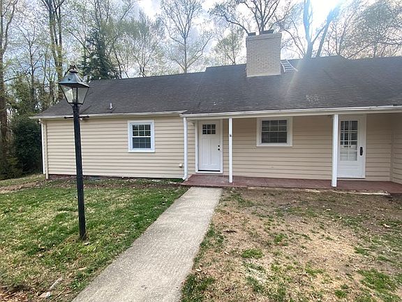 House view, door on right opens to mudroom/laundry room