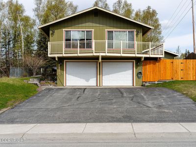 17529 Kantishna Dr, Eagle River, AK, 99577