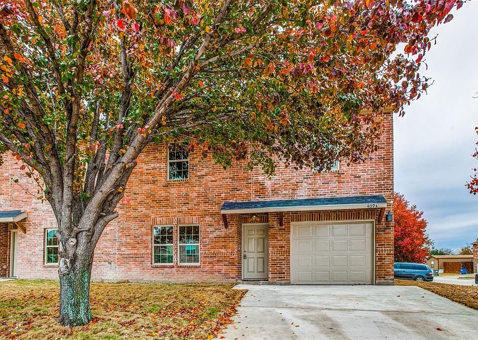 1st image of 409 Woodgrove Dr #B