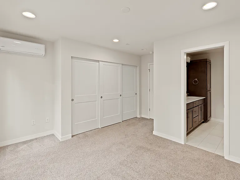 10945 NE 189th Pl #D — Photo 12