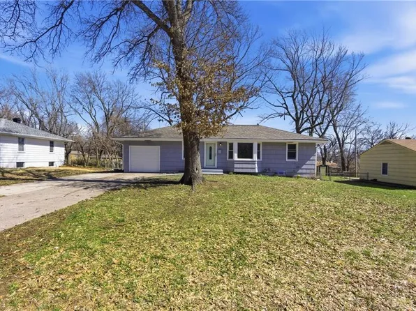 10109 White Ave, Kansas City, MO 64134