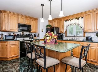 26 Walter St, Fall River, MA 02724