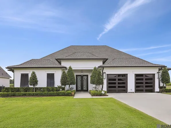 2073 Silverstone Ave, Port Allen, LA 70767