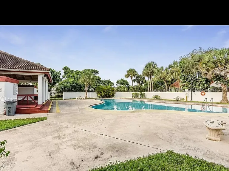 7510 SW 153rd Pl #203 — Photo 3