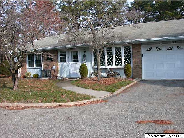 1st image of 42 Cambridge Circle #B