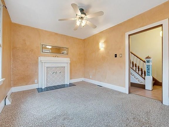 5th image of 312 Saint Clair St