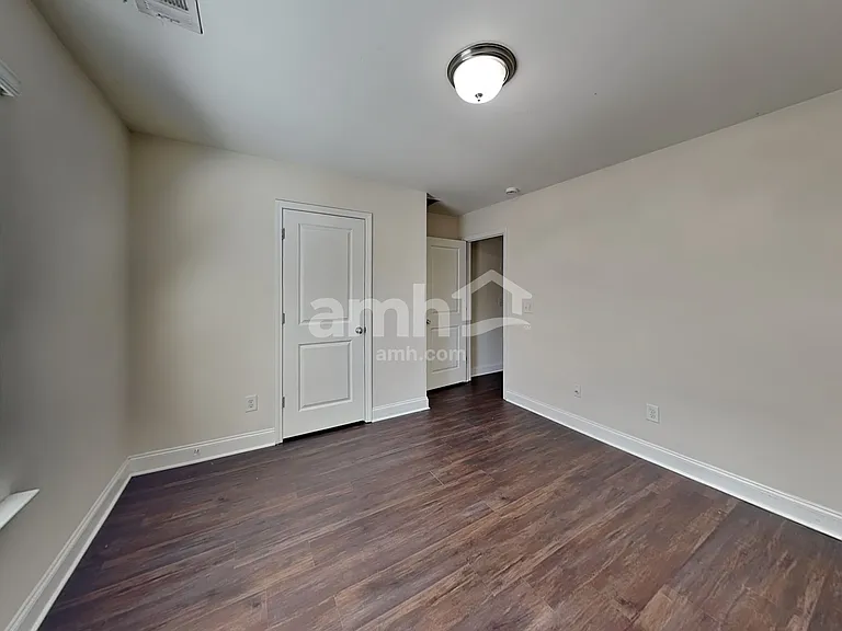 2750 Freemont St — Photo 14