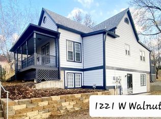 1221 W Walnut St, Independence, MO 64050
