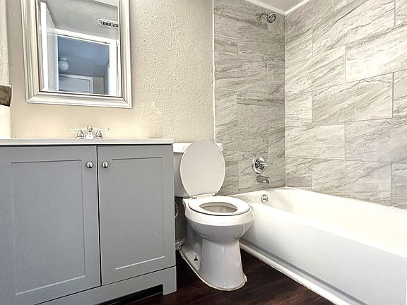 5th image of 1500 E Beverly Dr #211