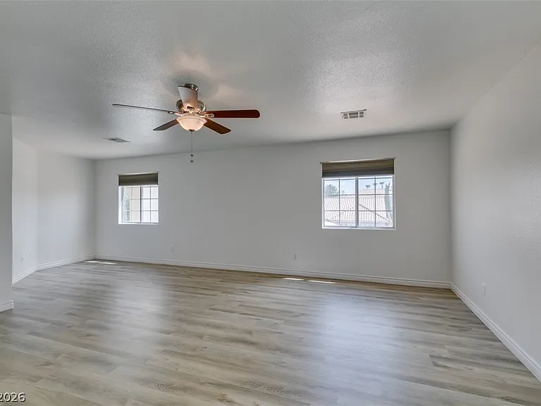 8224 Tivoli Cove Dr — Photo 39