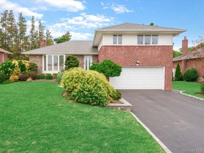 16 Hillvale Road, Syosset, NY, 11791