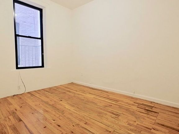 2nd image of 1838 7th Ave APT 4