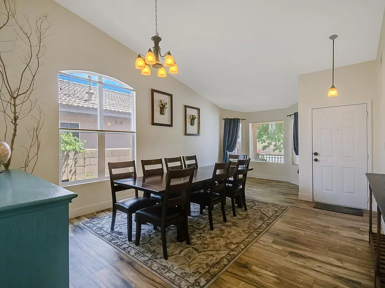 8627 Eagle Creek Dr NE — Photo 11