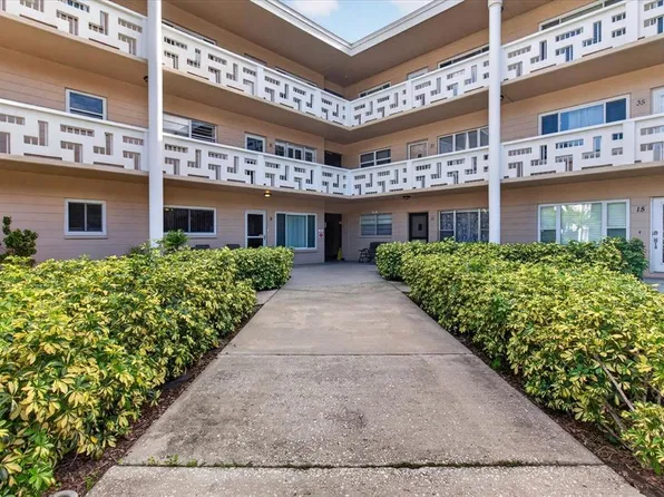 2435 SUMATRAN WAY #9, CLEARWATER, FL 33763
