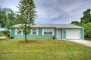 1st image of 1901 SE Joyner Cir