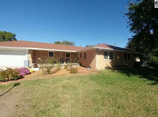 16 Crystal Dr, South Hutchinson, KS 67505